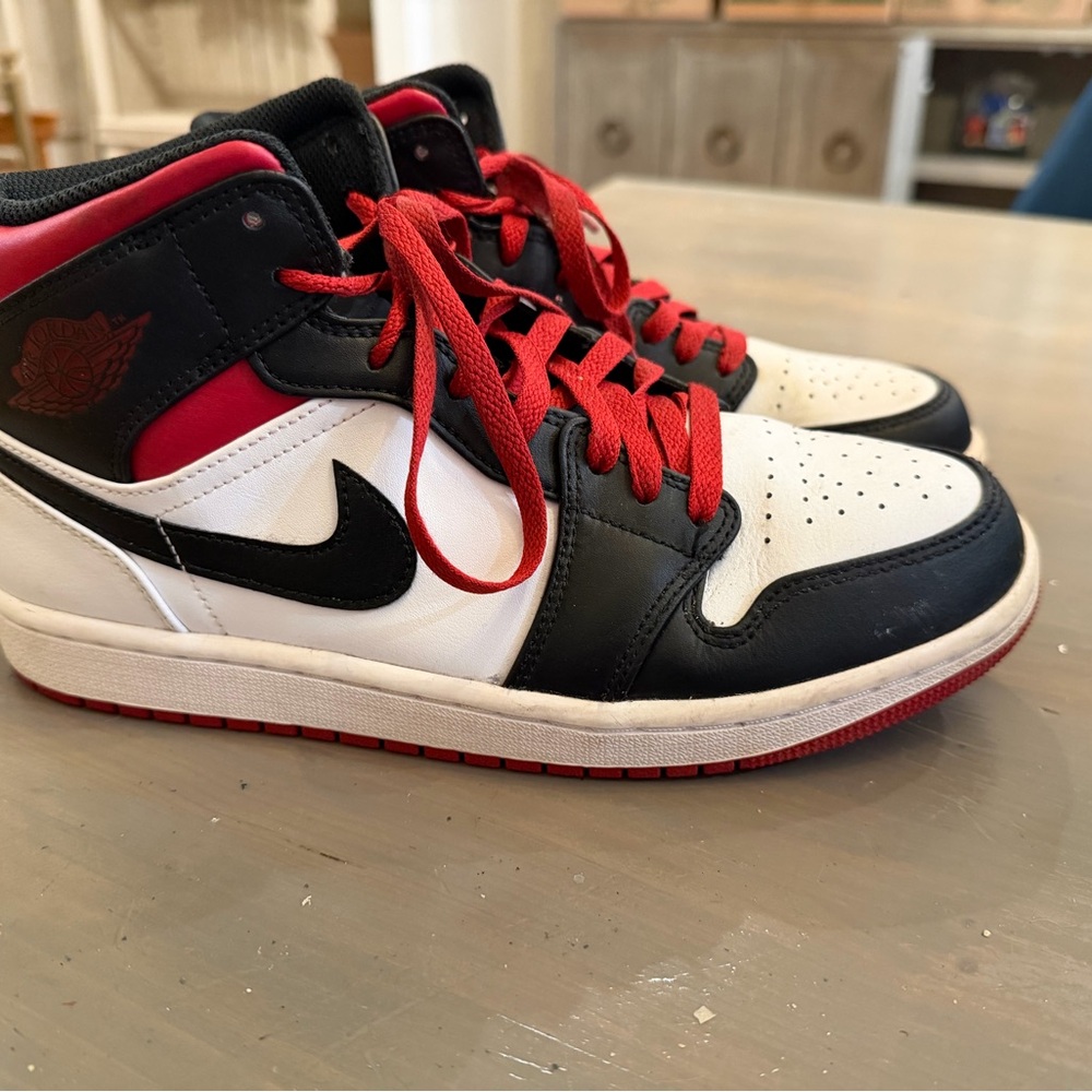 Air Jordan 1 Mid Black White Red Basketball Sneakers